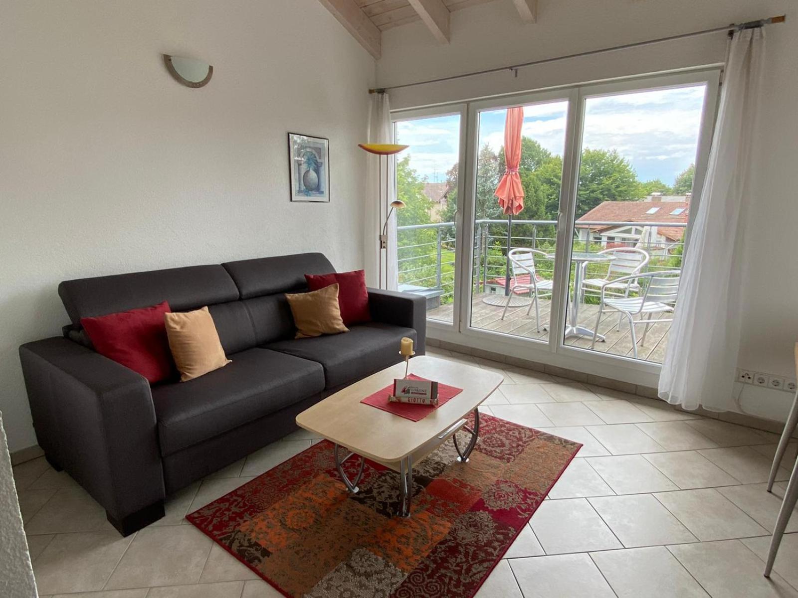 Haus Lorenz, Ferienwohnungen อิมเมนชตาด อัม โบเดนเซ ภายนอก รูปภาพ