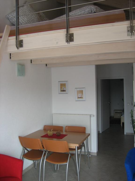 Haus Lorenz, Ferienwohnungen อิมเมนชตาด อัม โบเดนเซ ภายนอก รูปภาพ